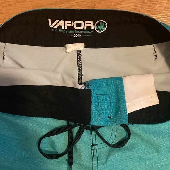 M20. Mens Body Glove swim trunks - Picture 3 of 3